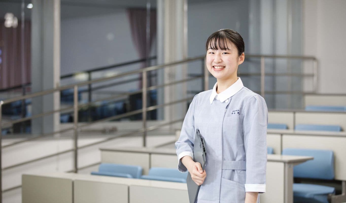 安永　愛