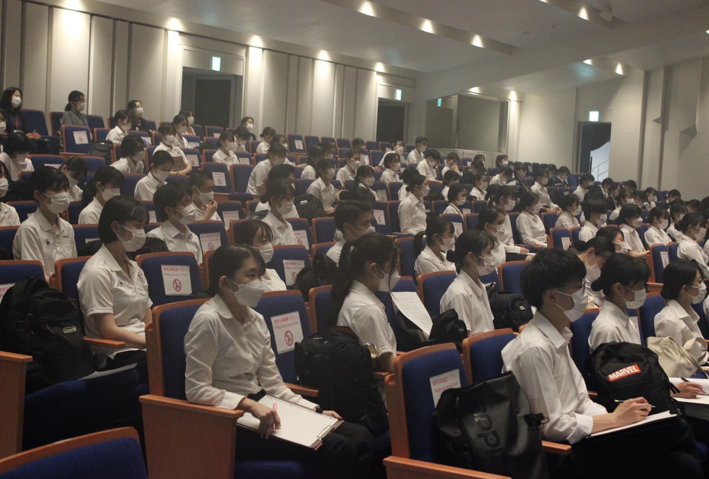 講演会